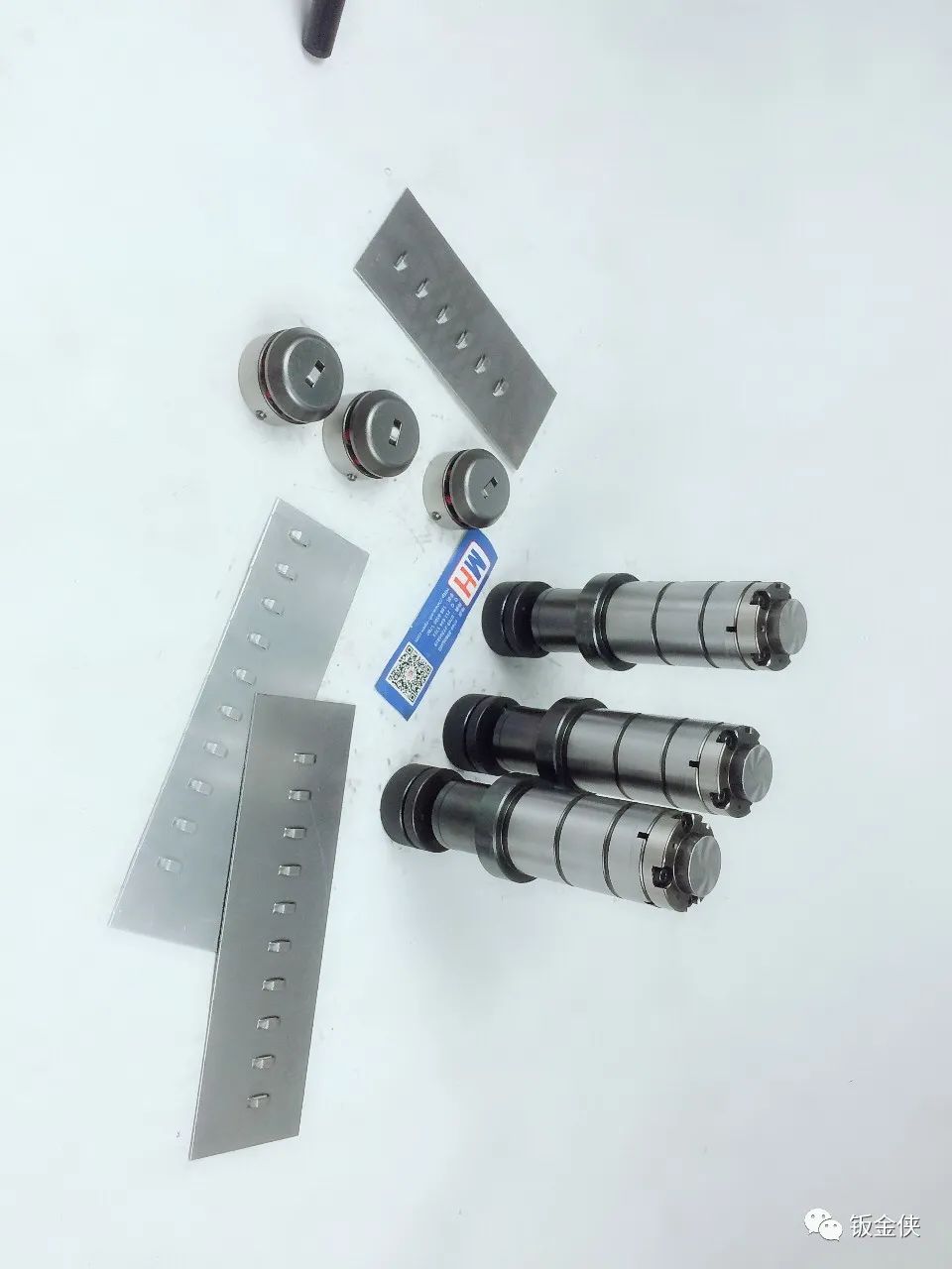 馬赫常見標(biāo)準(zhǔn)數(shù)控沖床模具-橋型模具Bridge